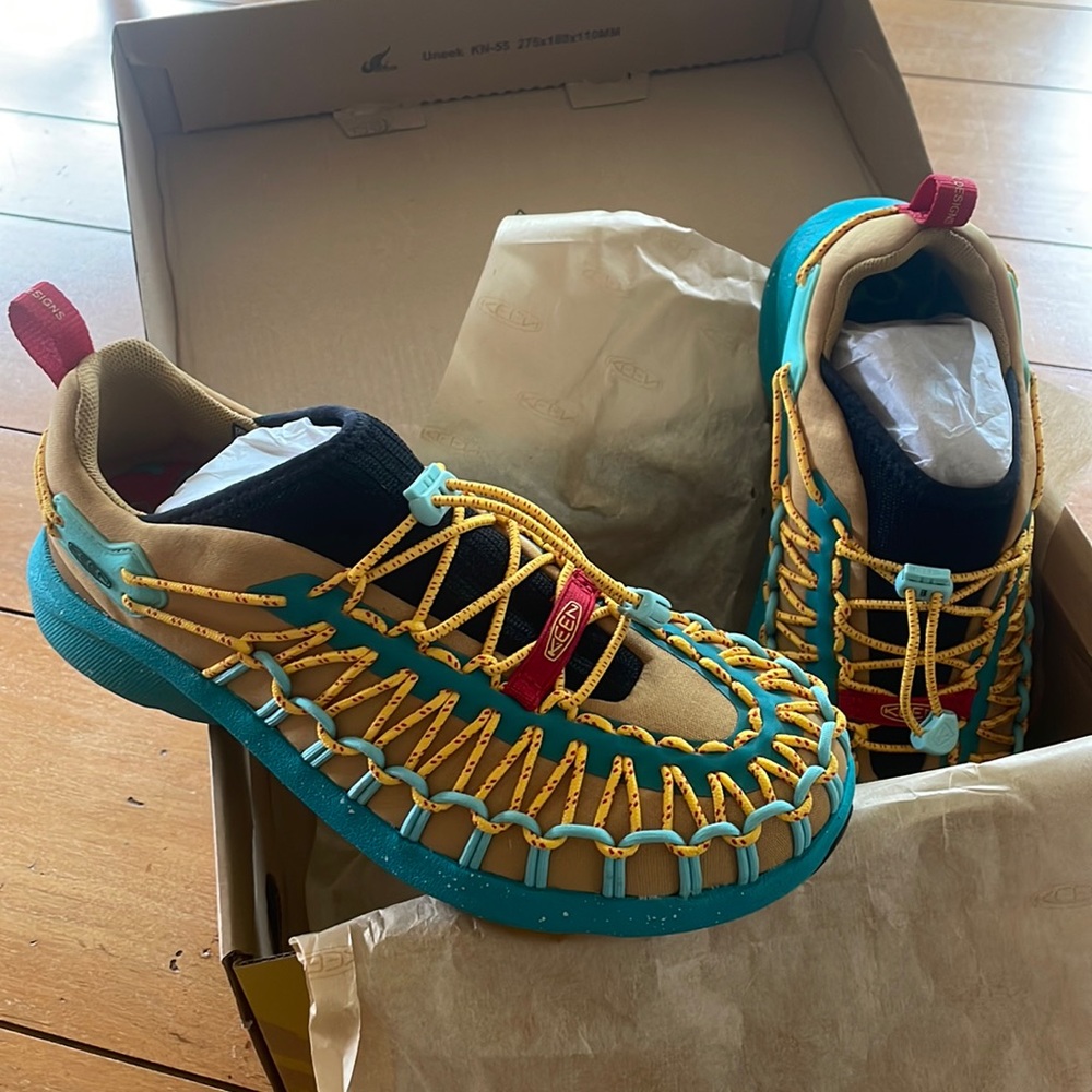 Keen x Topo collab sneakers